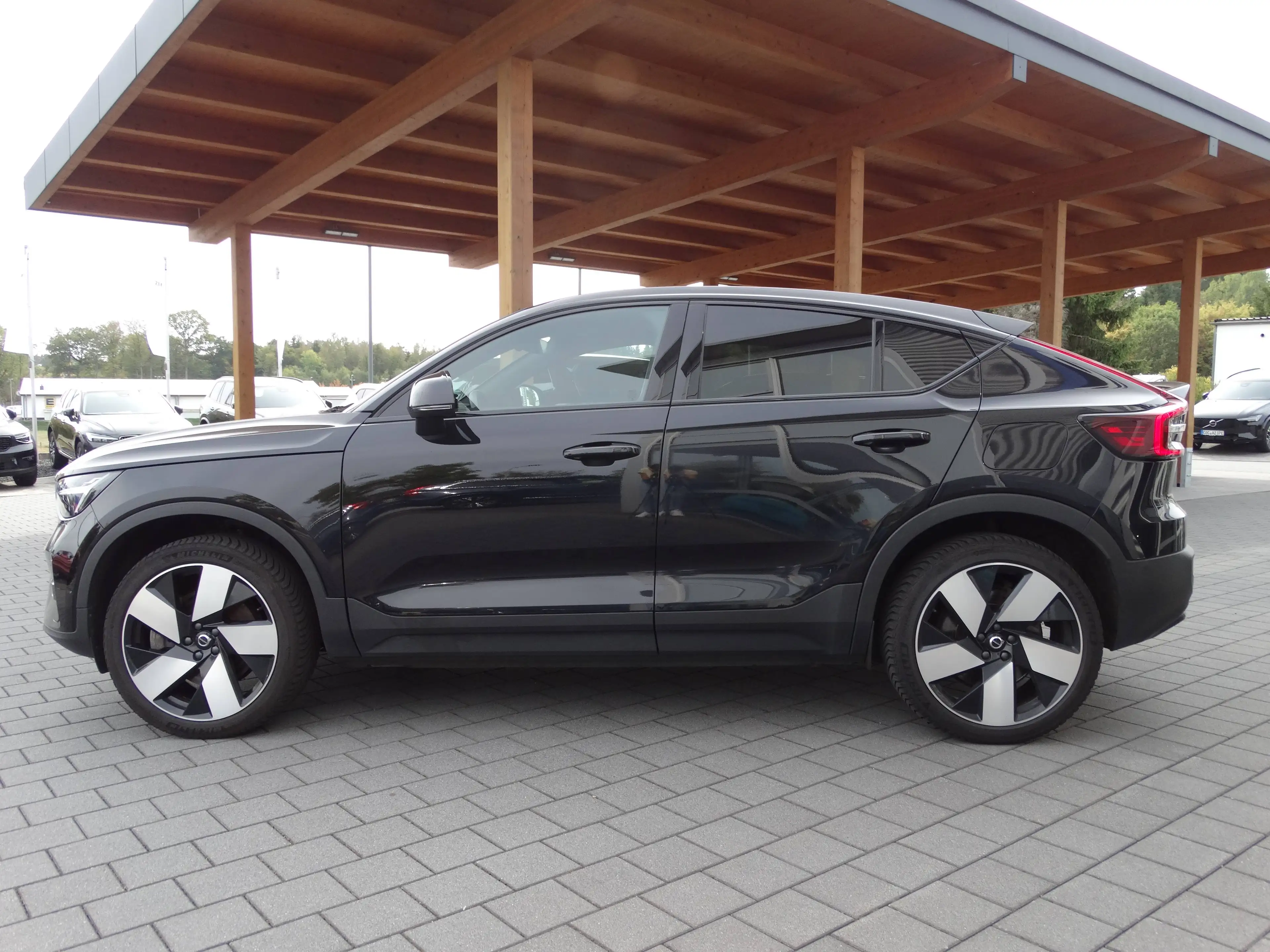 Volvo C40 Ultimate Recharge Pure Electric Twin Motor AWD — photo 9