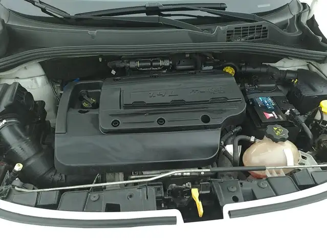 Fiat 500x view 13