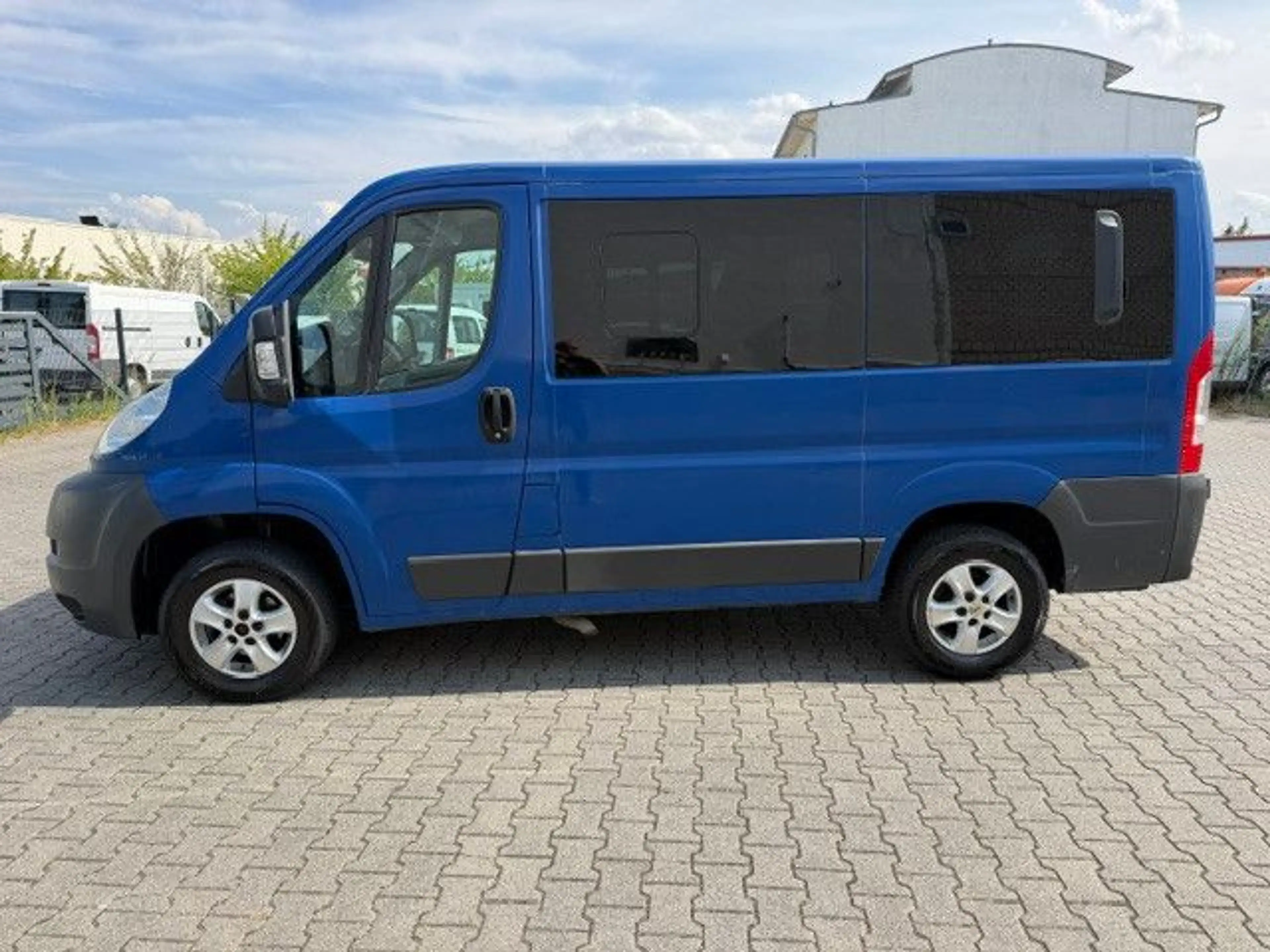 Peugeot Boxer HDi Luxus.  2 X KLIMA ! 9-SITZE! — photo 2