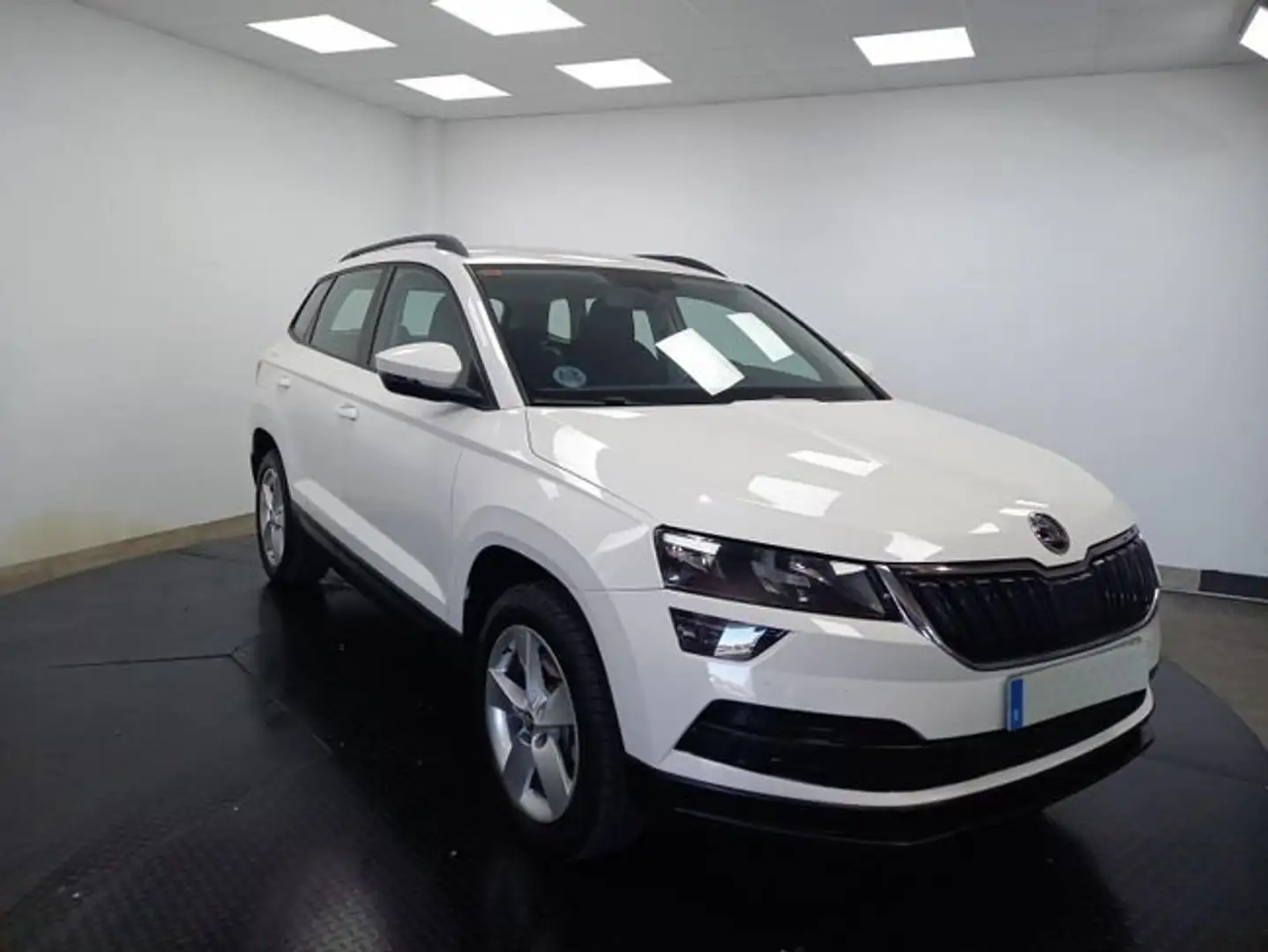 Skoda Karoq 2.0TDI AdBlue Ambition 4x4 DSG 110kW Blanco - 2