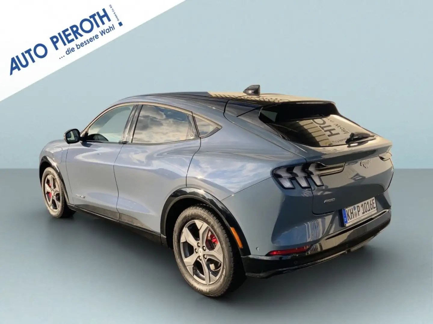 Ford Mustang Mach-E AWD PREMIUM Blauw - 2