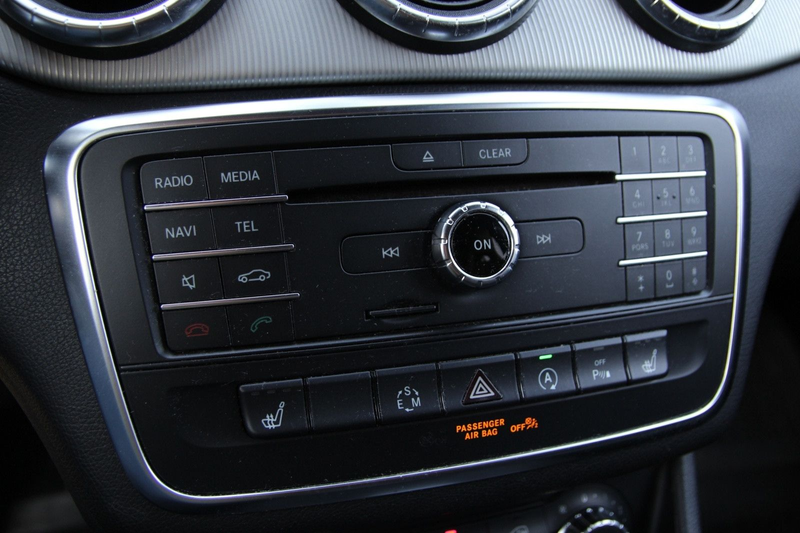Mercedes-Benz CLA 180 Urban/Xenon/Navi/Sitzh. — photo 14