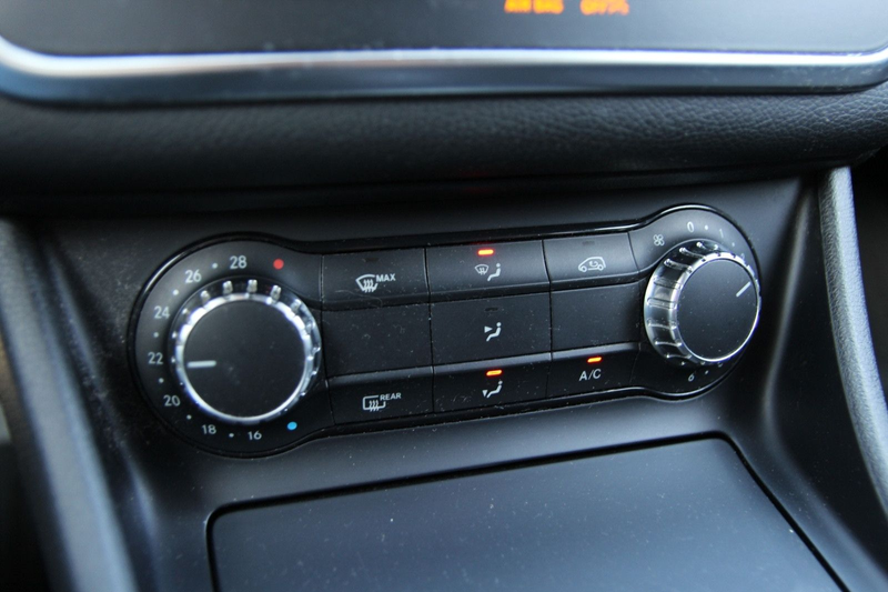 Mercedes-Benz CLA 180 Urban/Xenon/Navi/Sitzh. — photo 15