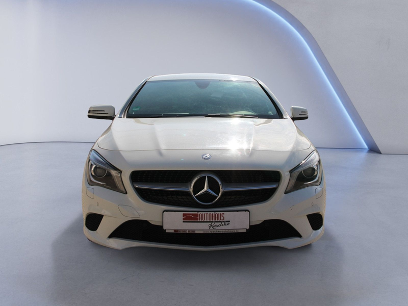 Mercedes-Benz CLA 180 Urban/Xenon/Navi/Sitzh. — photo 2