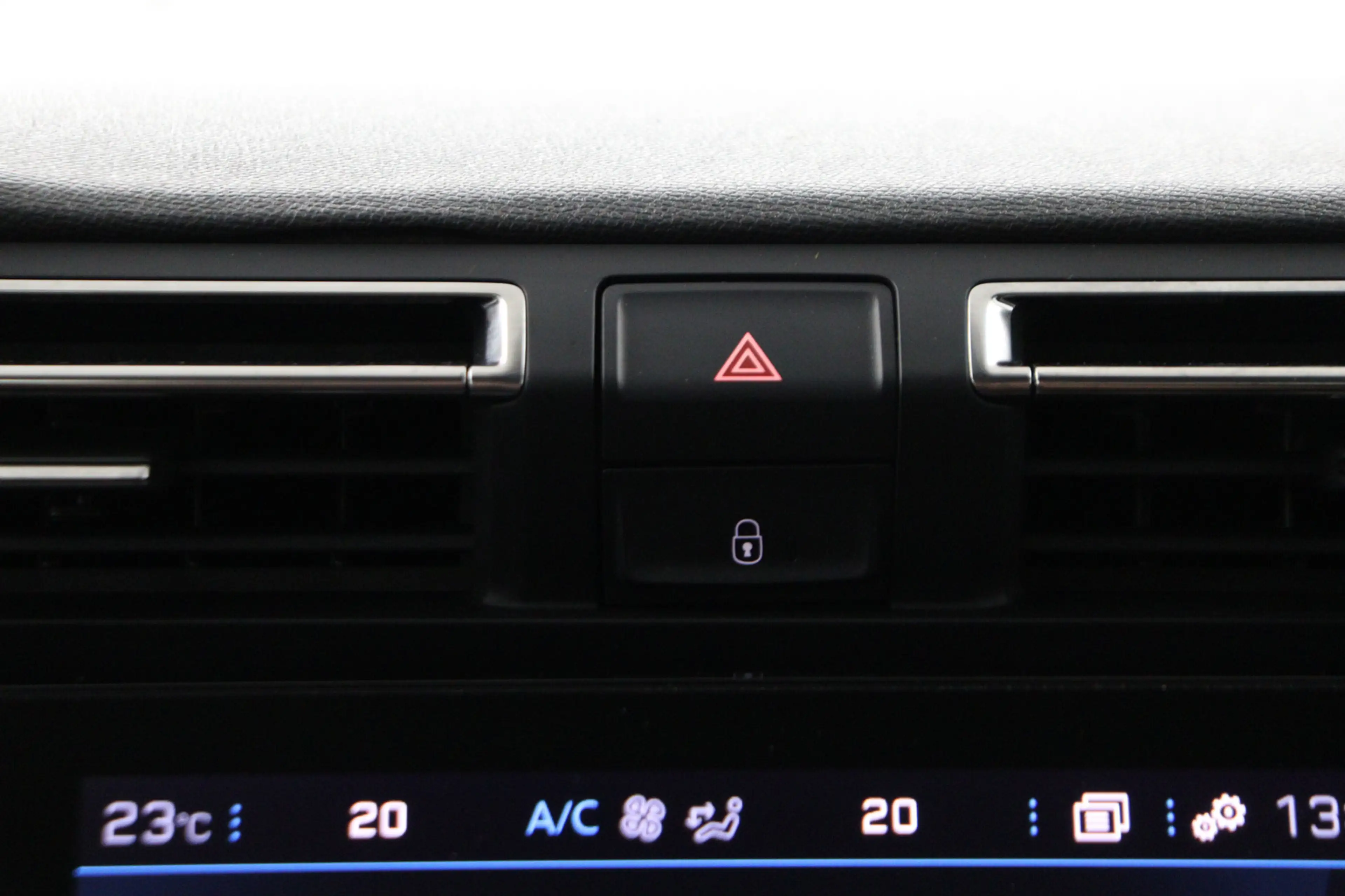 Peugeot 508 SW 1.2T 130 pk Automaat Active Pack Business Trekh — photo 45