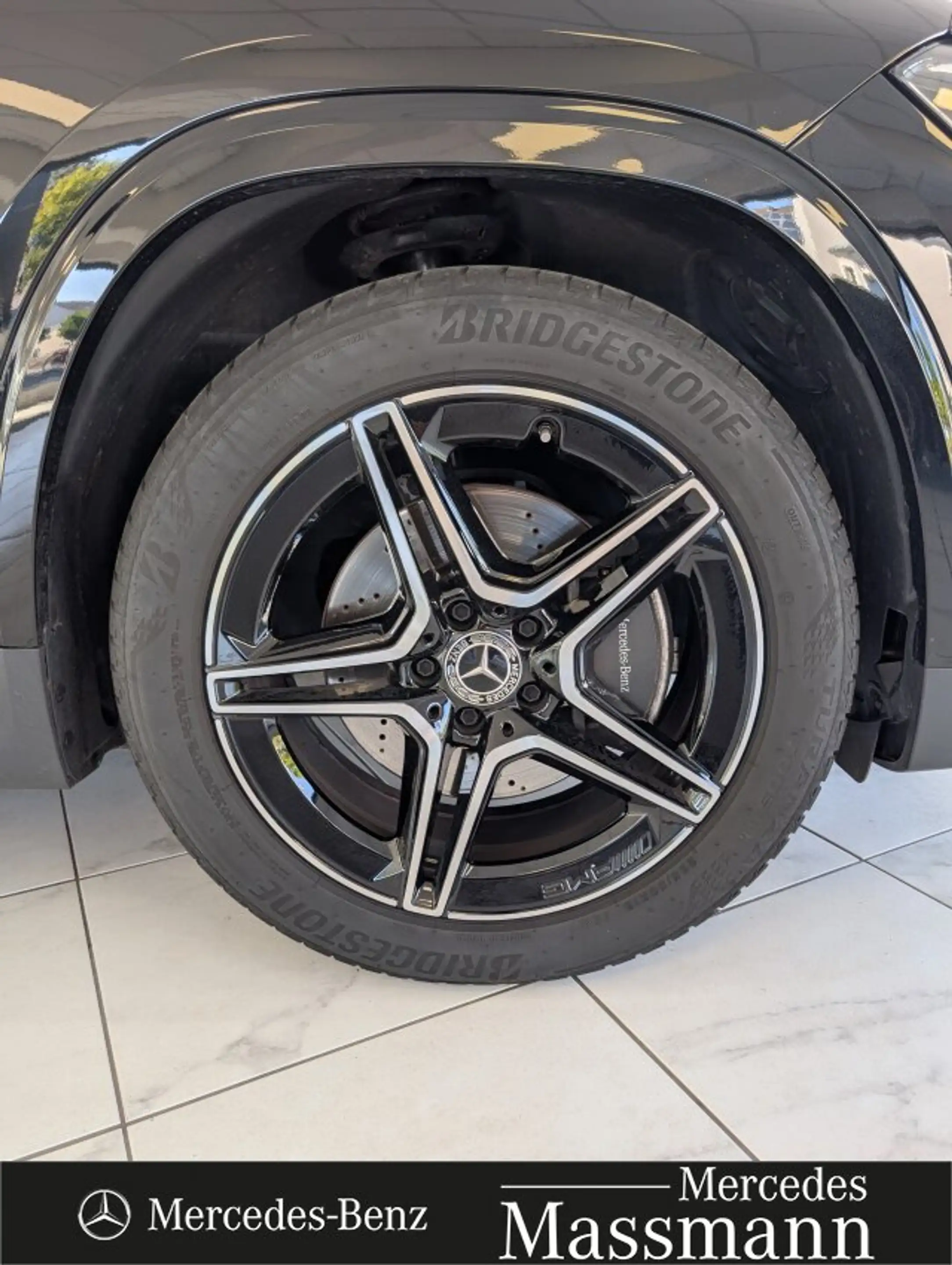 Mercedes-Benz GLA 220 GLA 220 d 4MATIC AMG Line Navi/Pano.-Dach/Styling — photo 3