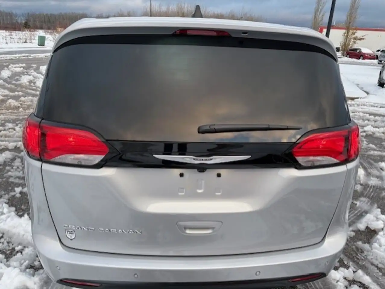 Chrysler Grand Caravan снимка Chrysler Grand Caravan