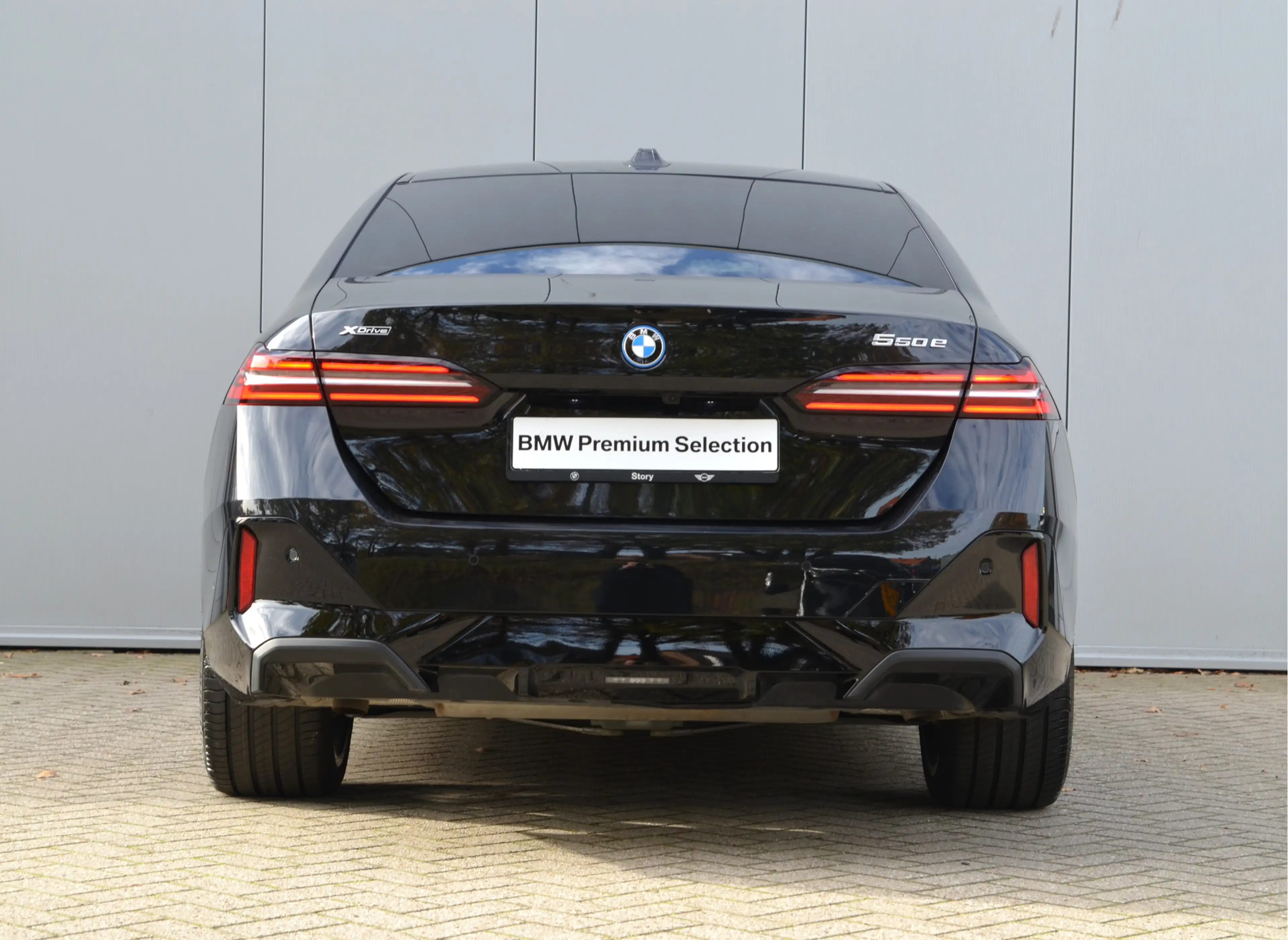 BMW 550 5 Serie 550e xDrive M Sport Automaat / Trekhaak / — photo 8