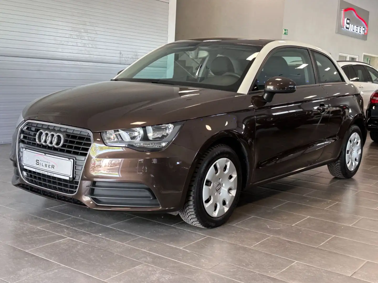 Audi A1 1.2 attraction/PDC/Bluetooth/SHZ Marrone - 1