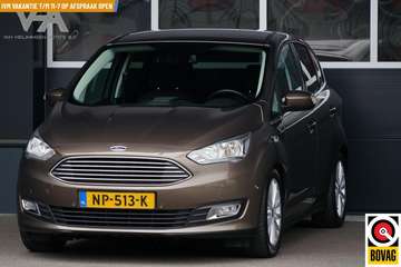 1.0 Titanium, NL, keyless, PDC, trekhaak, clima
