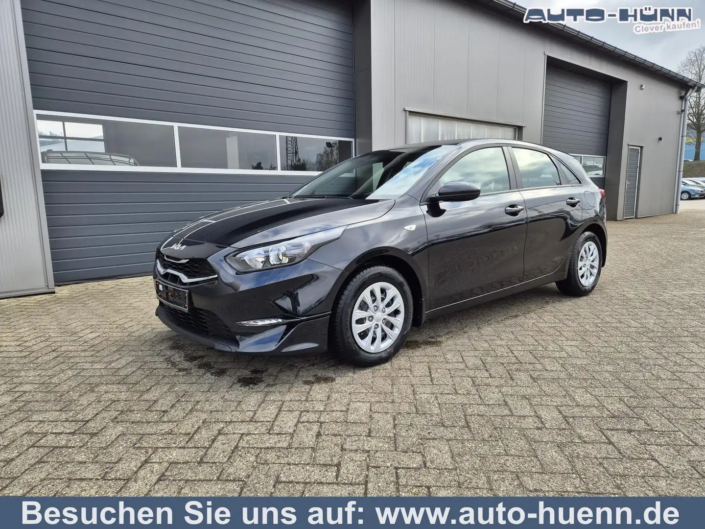Kia Ceed / cee'd Vision 1.5 T-GDi 140PS Automatik Klima Sitzheiz... Zwart - 1
