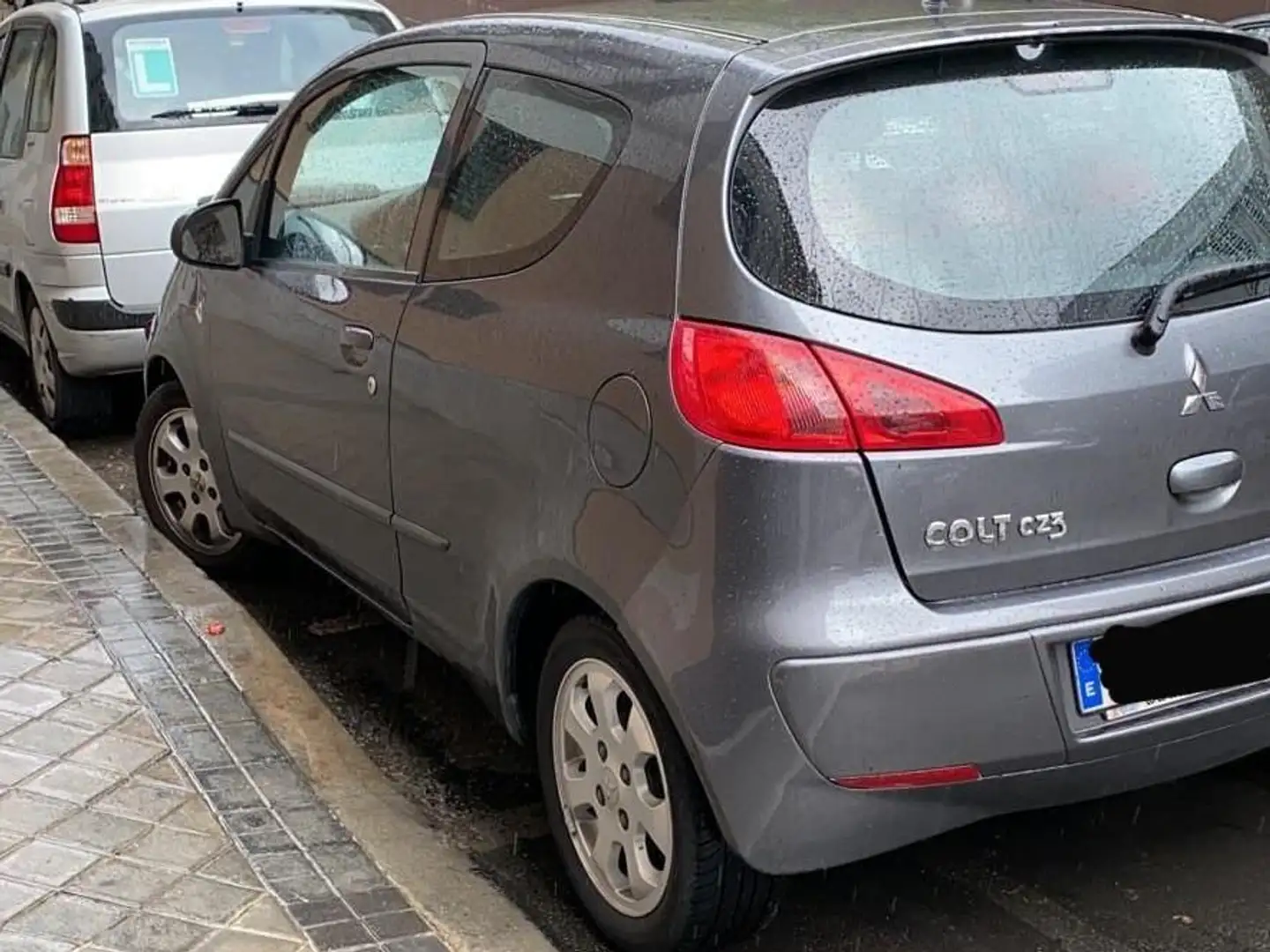 Mitsubishi Colt Colt CZ3 1.3 16v Atlantis Atlantis Gris - 2