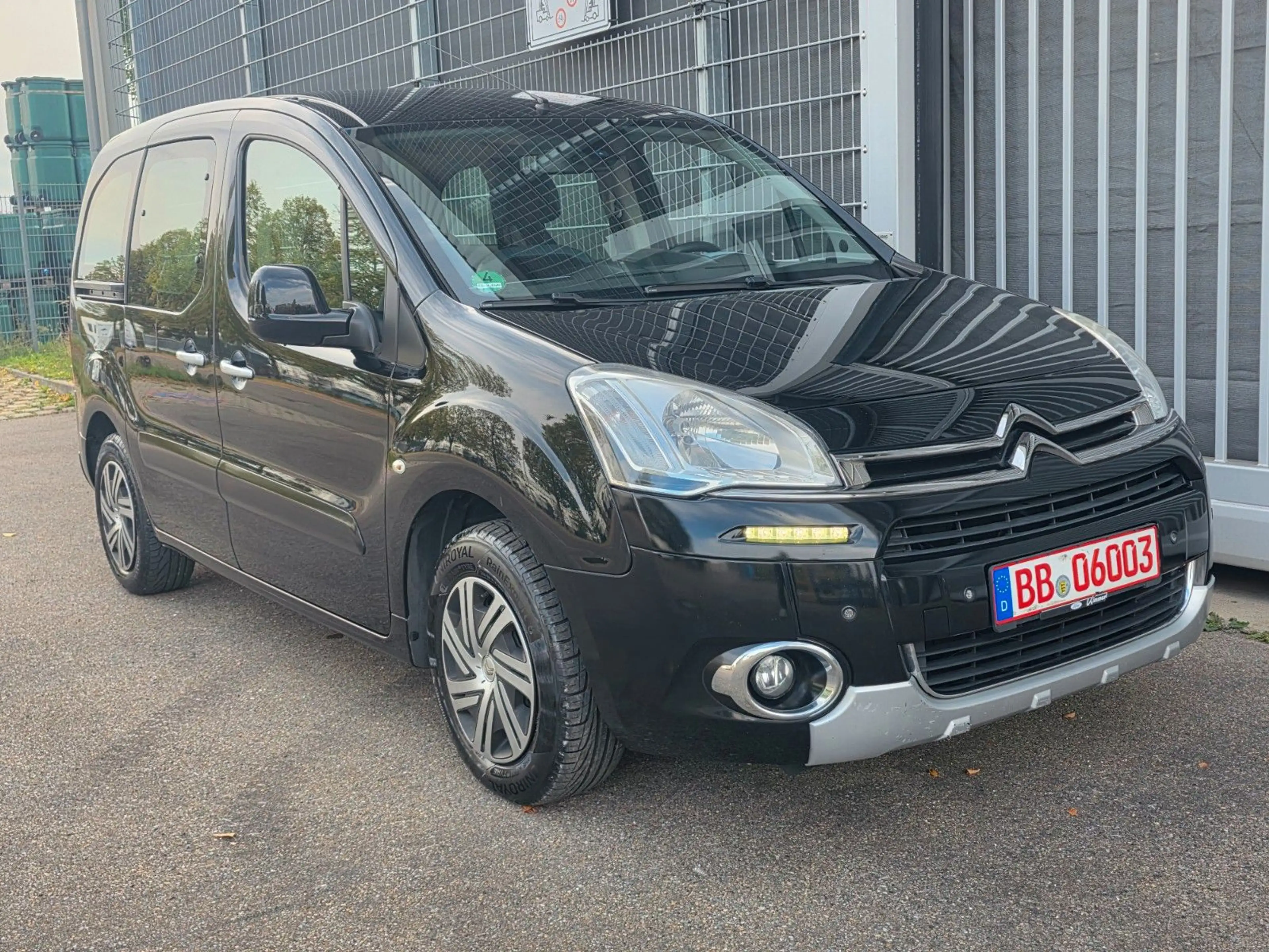 Citroen Berlingo 1.6/TÜV NEU/AUTOMATIK/KLIMA/PDC/TEMP. — photo 24