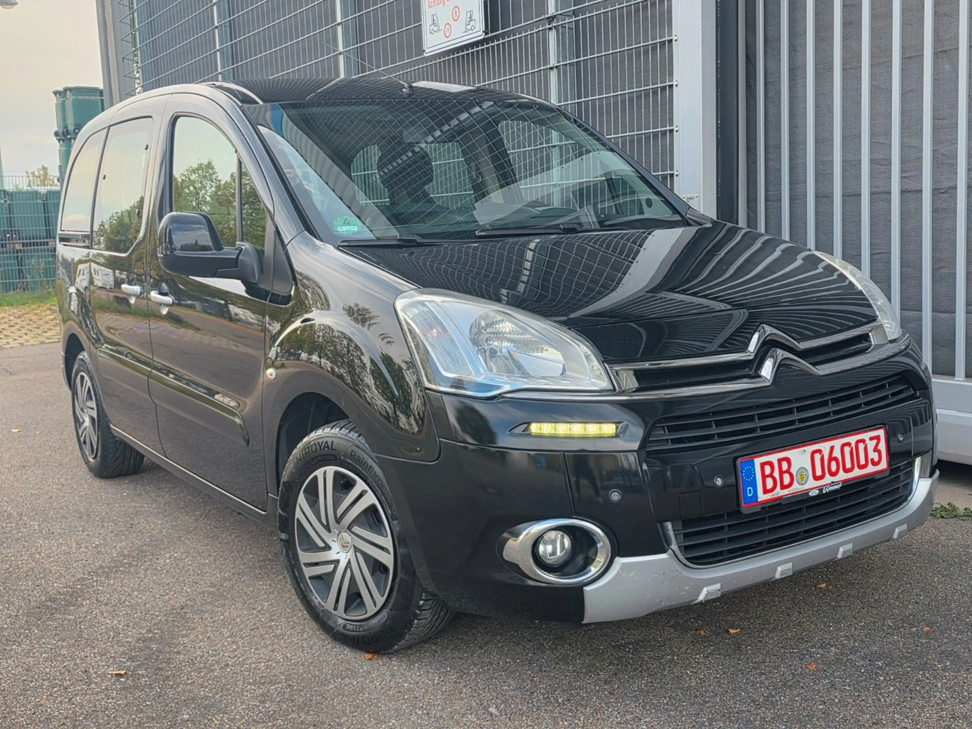 Citroen Berlingo 1.6/TÜV NEU/AUTOMATIK/KLIMA/PDC/TEMP. — photo 20
