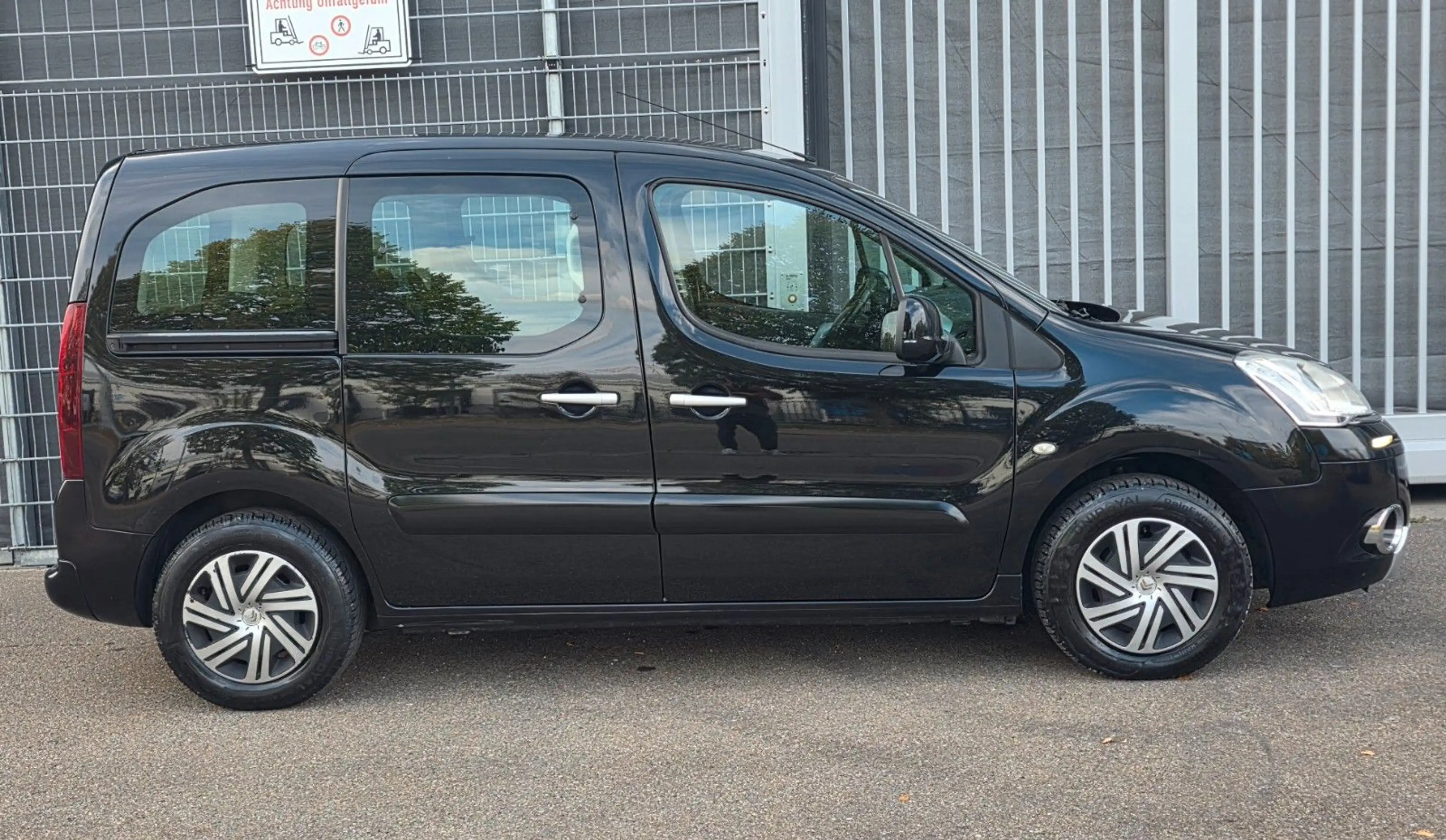 Citroen Berlingo 1.6/TÜV NEU/AUTOMATIK/KLIMA/PDC/TEMP. — photo 6