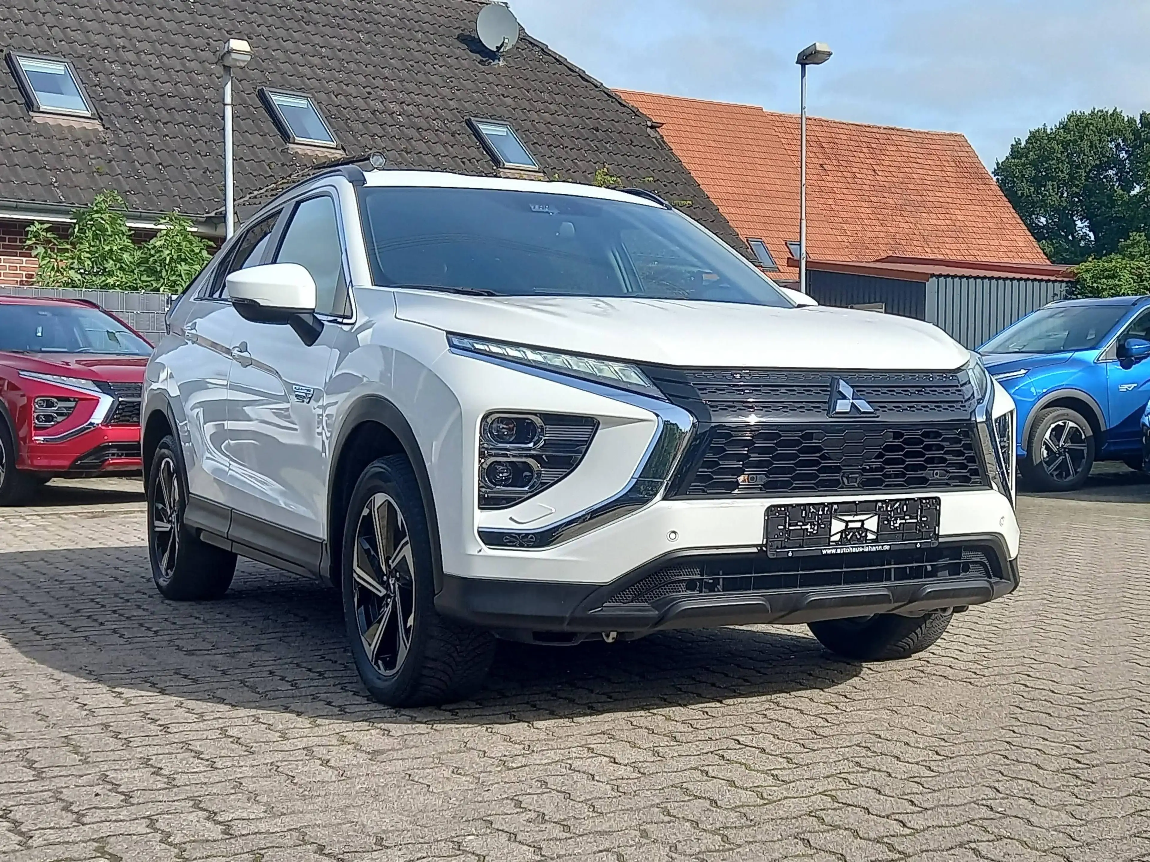 Mitsubishi Eclipse Cross Plus Hybrid 4WD — photo 6