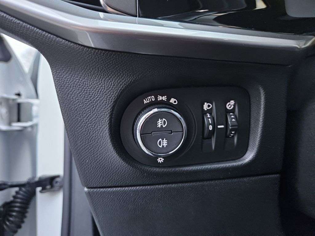 Opel Mokka E