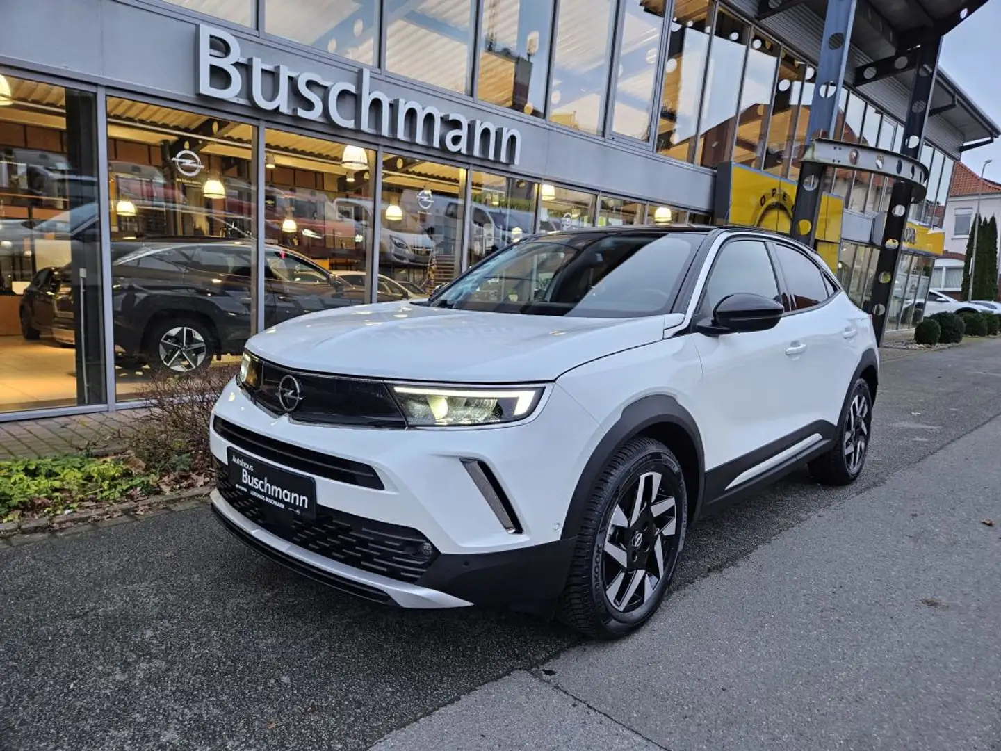Opel Mokka-E Elegance Weiß - 1