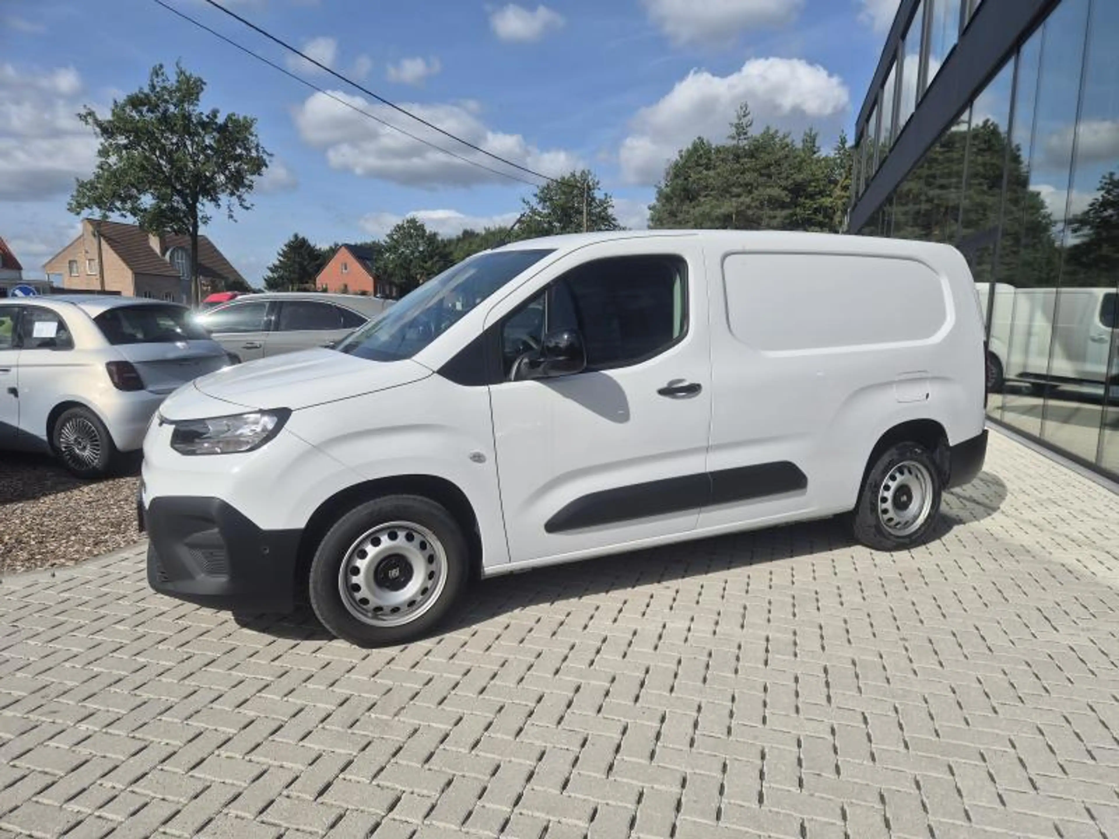 Fiat Doblo L2/DODEHOEK/SURROUND VISION/CAMERA — photo 9