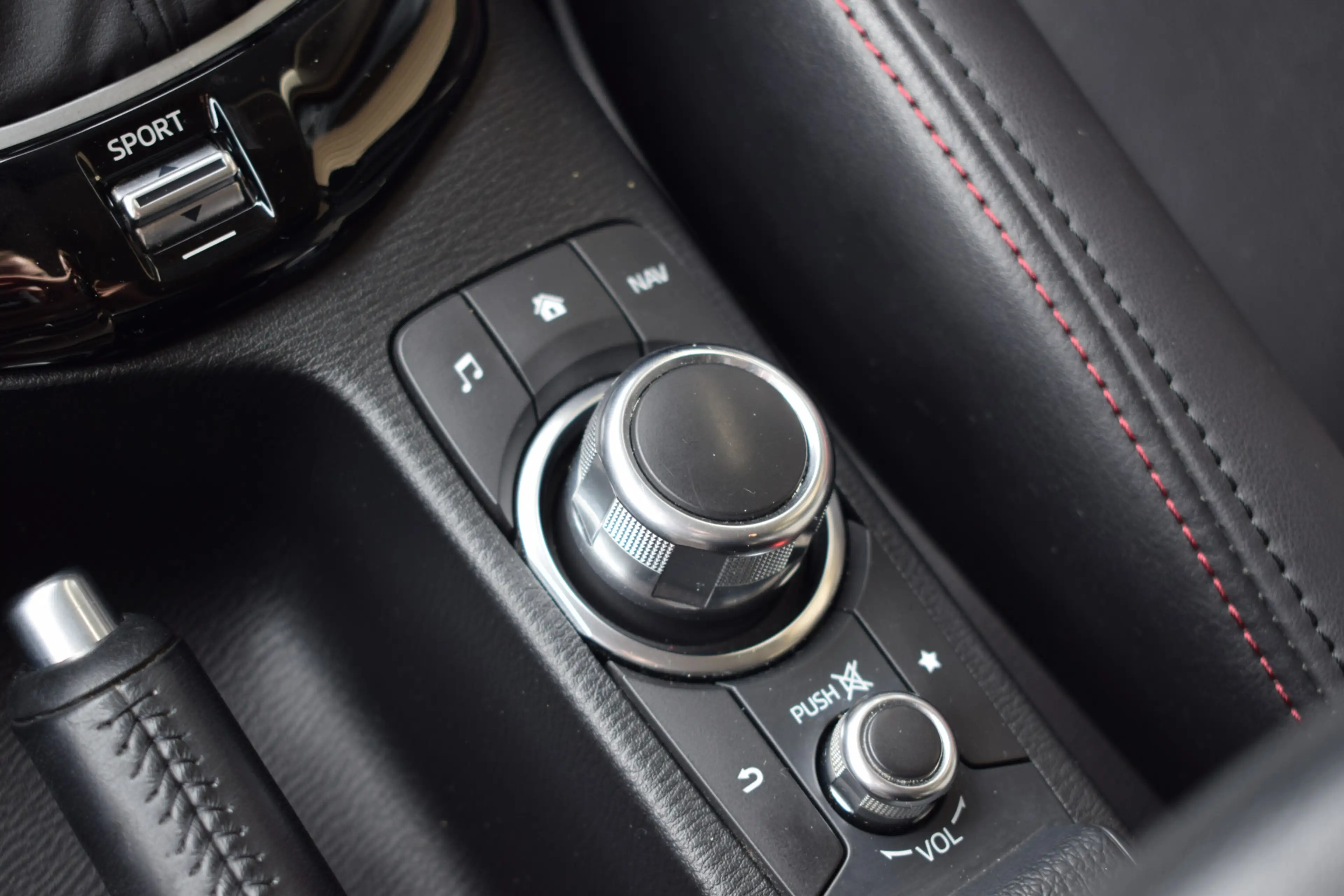 Mazda CX-3 2.0 SkyActiv-G 120 GT-M - Trekhaak - Dealer onderh — photo 26