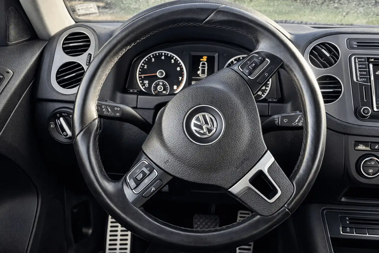 Volkswagen Tiguan снимка Volkswagen Tiguan