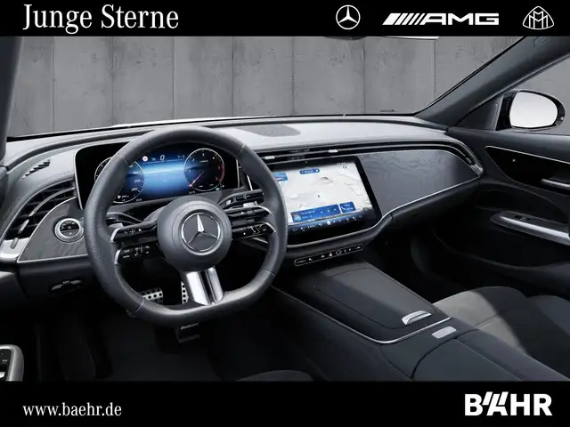Mercedes-Benz E-Class view 5