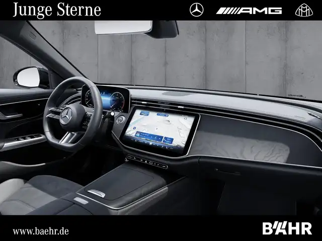 Mercedes-Benz E-Class view 10