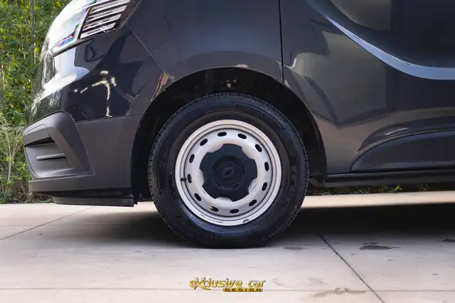 Renault Trafic view 9