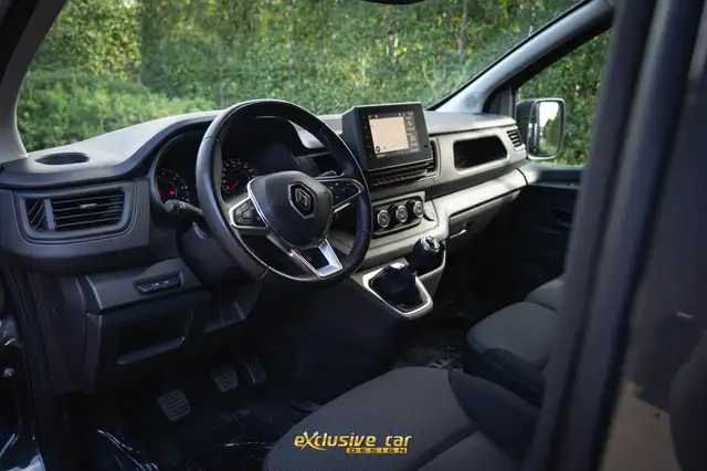 Renault Trafic view 13