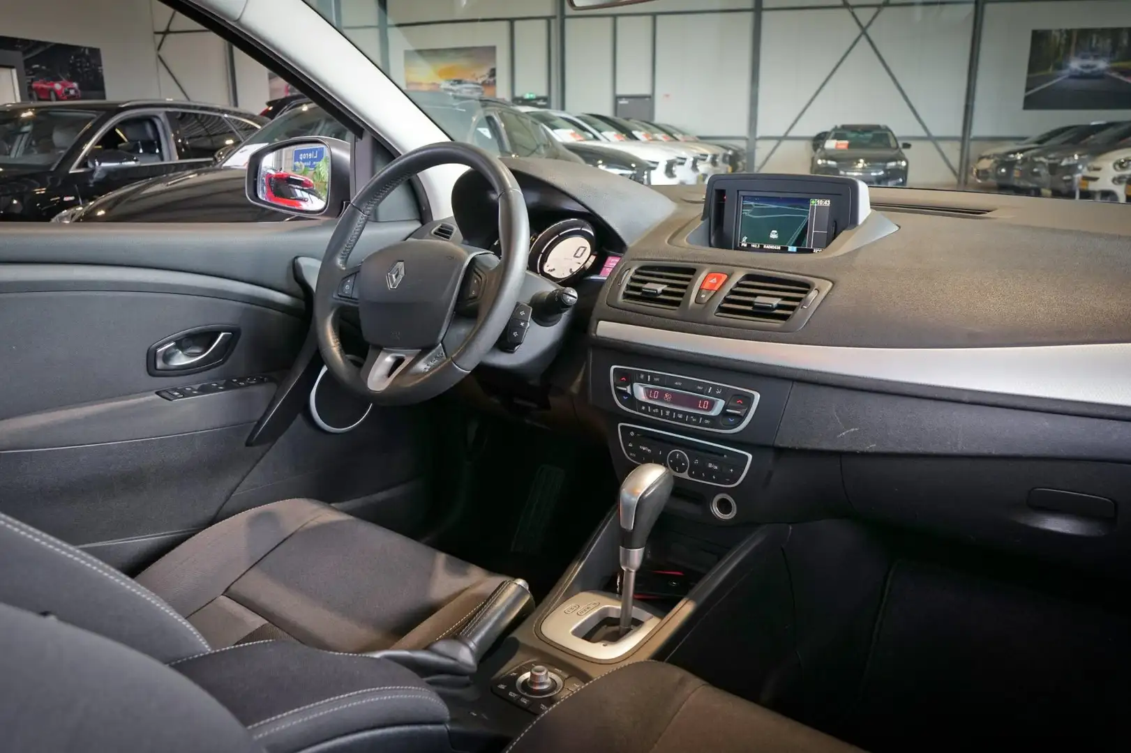 Renault Megane Estate 2.0 | CRUISE | TREKHAAK | AUTOMAAT Grijs - 2