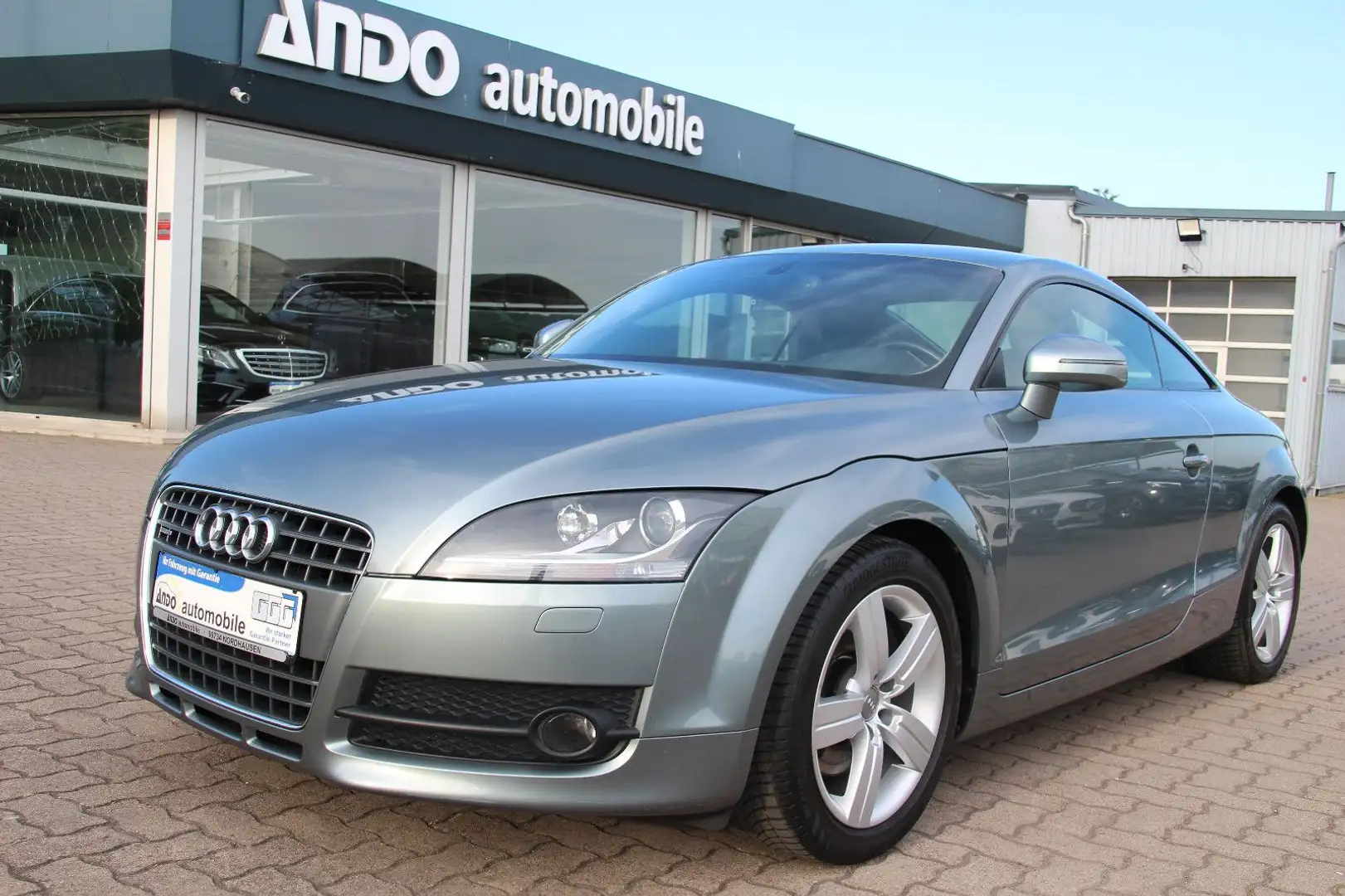 Audi TT 2.0 TDI Coupe quattro Klima/Xenon/SHZ/PDC siva - 1