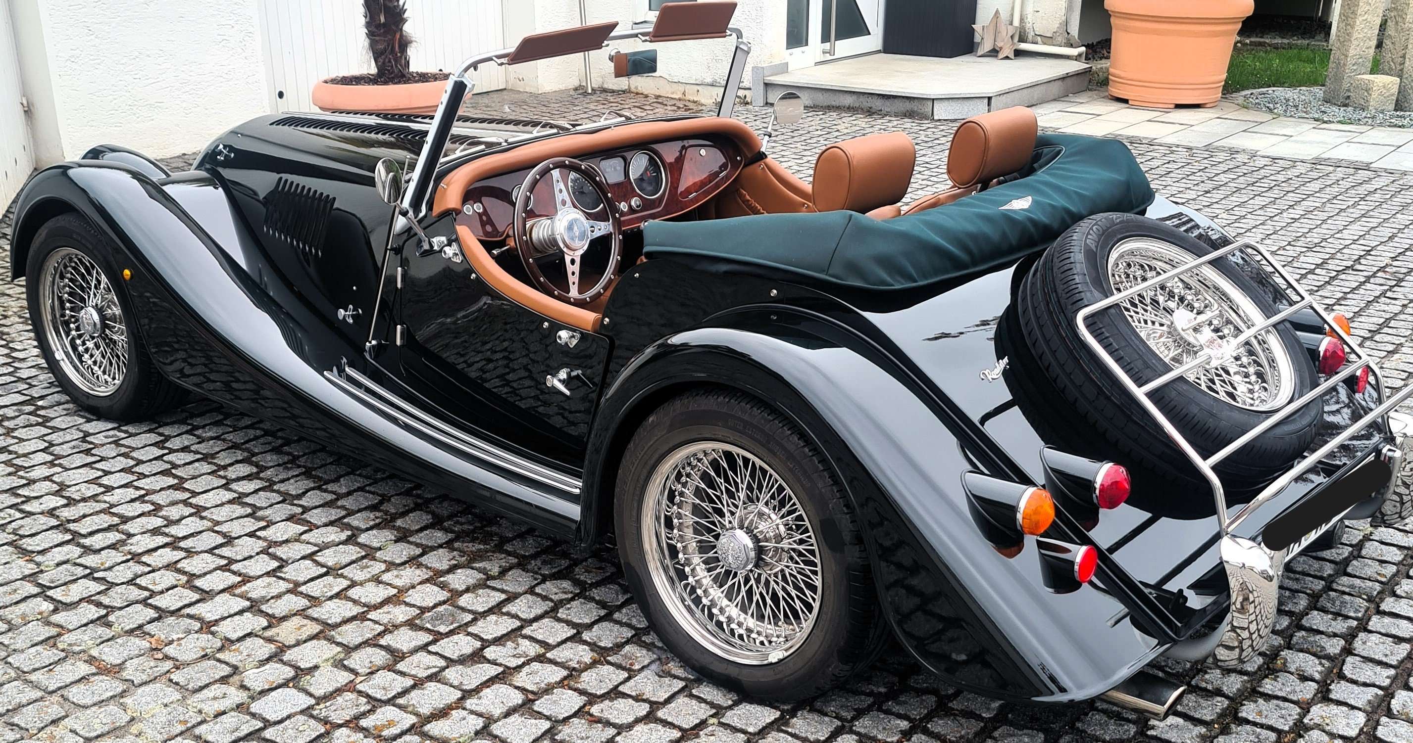 Second hand Morgan Roadster 3.7