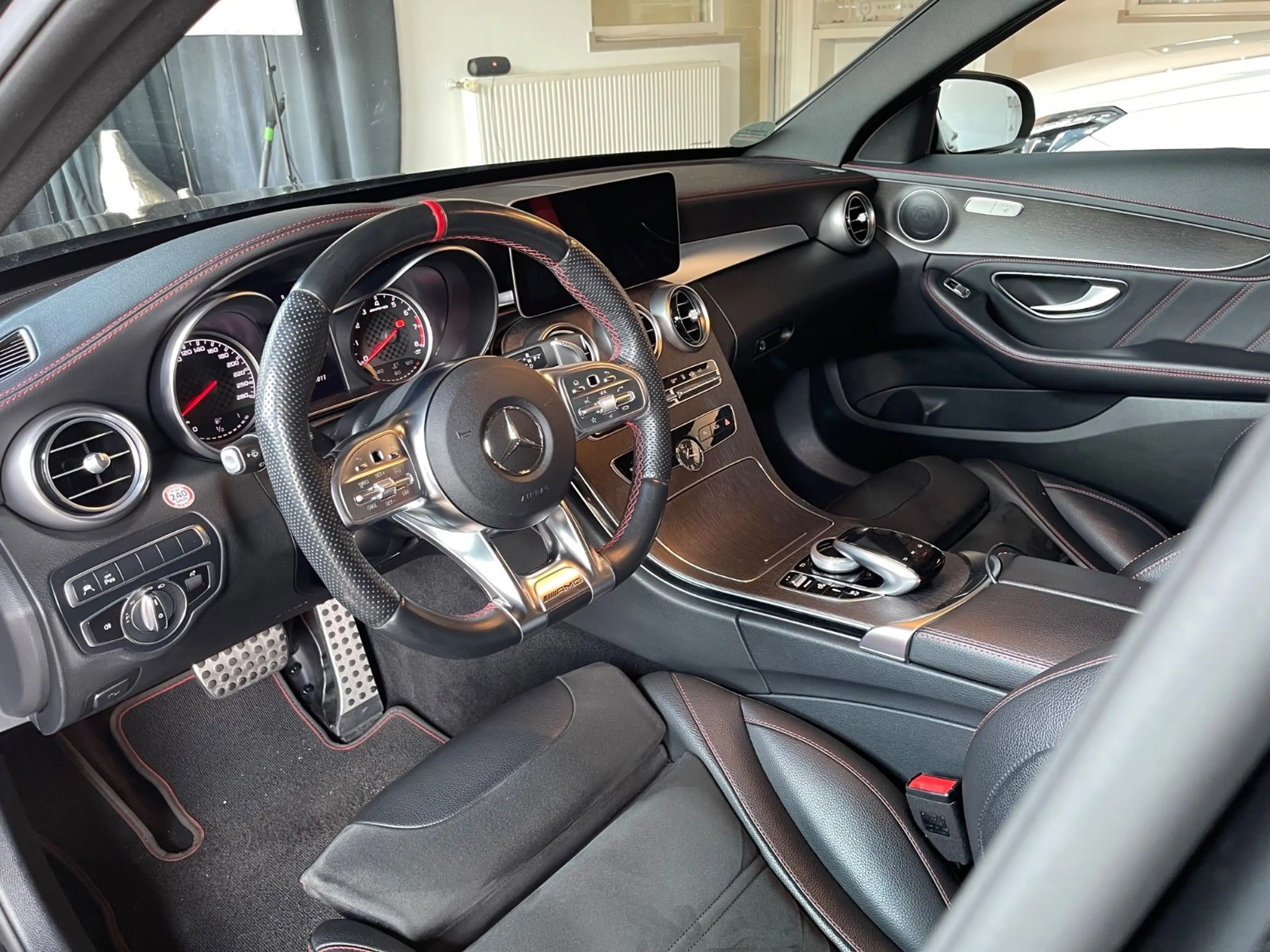 Mercedes-Benz C 43 AMG / MB-Garantie / StandHZ / AGA /Panorama — photo 4