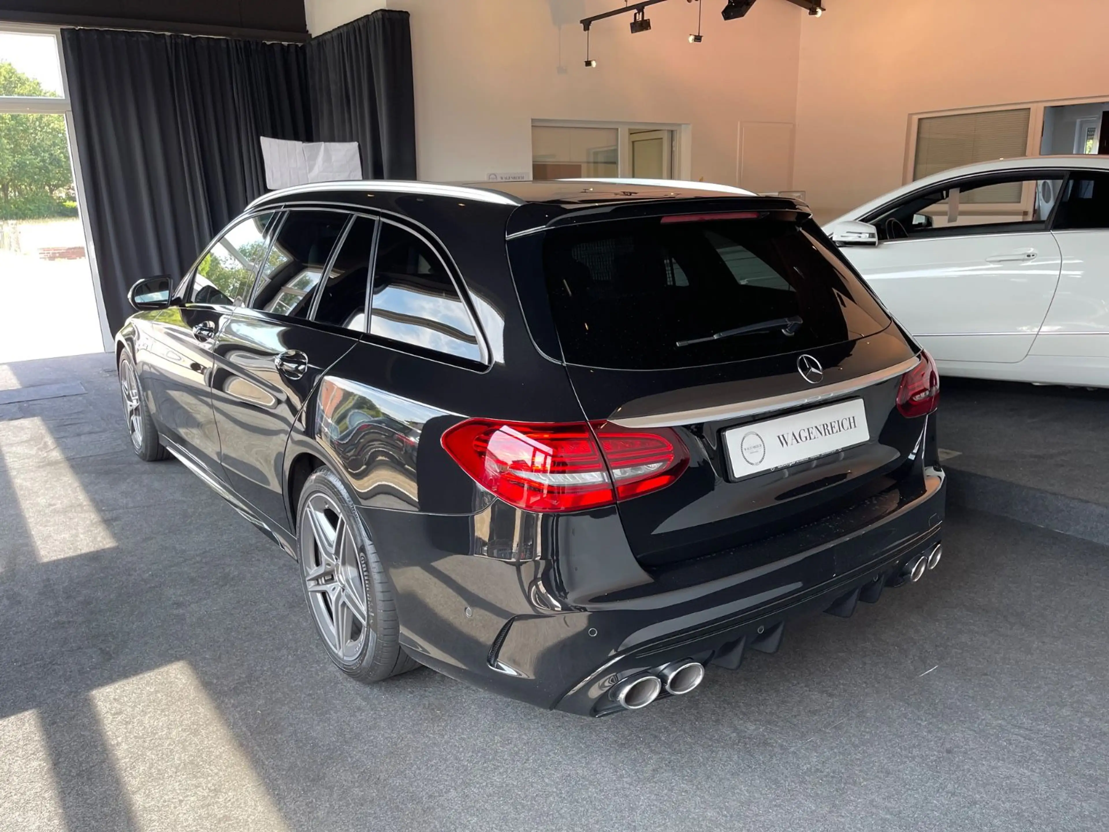 Mercedes-Benz C 43 AMG / MB-Garantie / StandHZ / AGA /Panorama — photo 9