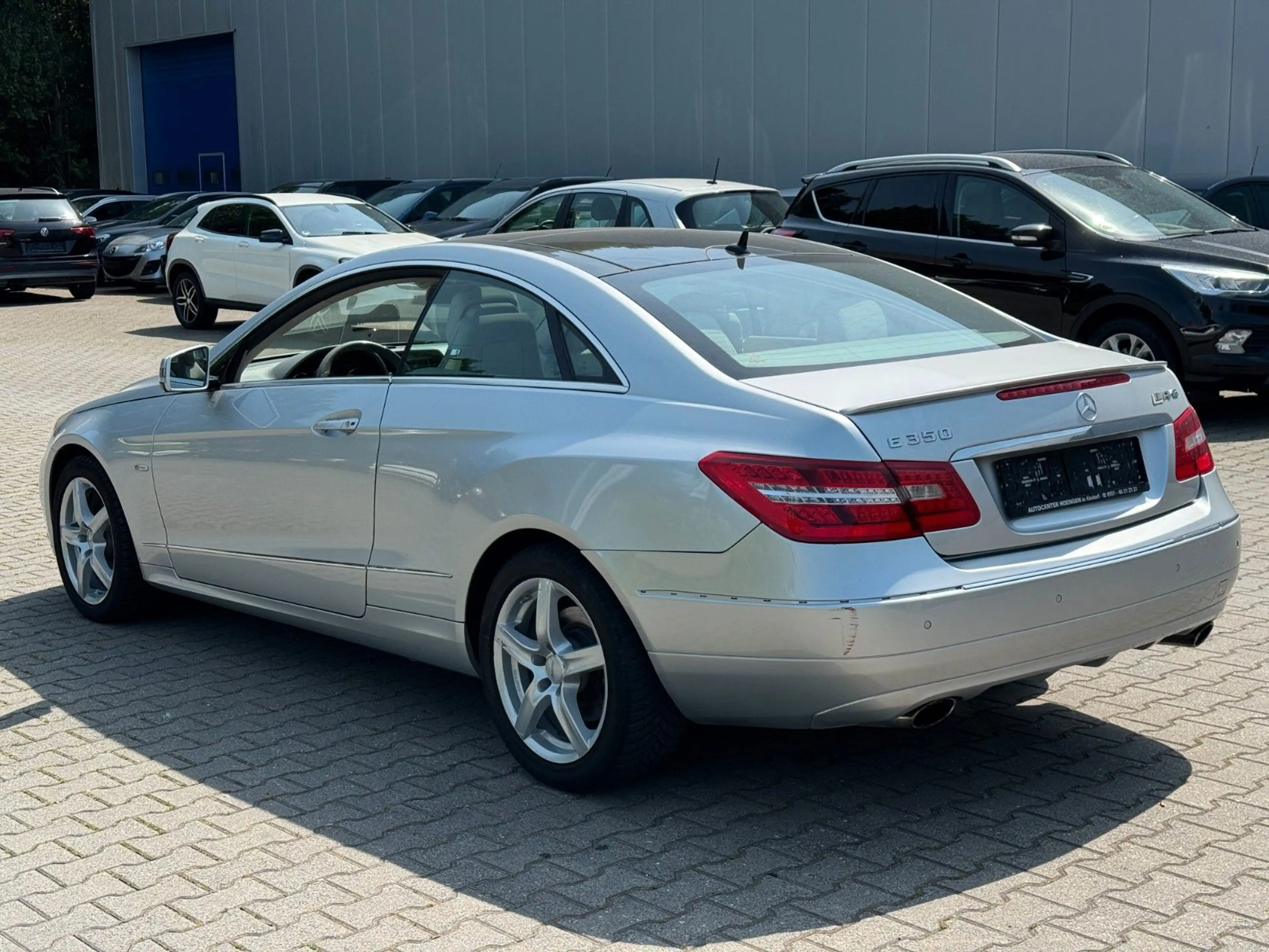 Mercedes-Benz E 350 Coupe CDI BlueEfficiency Navi* Panorama* — photo 12