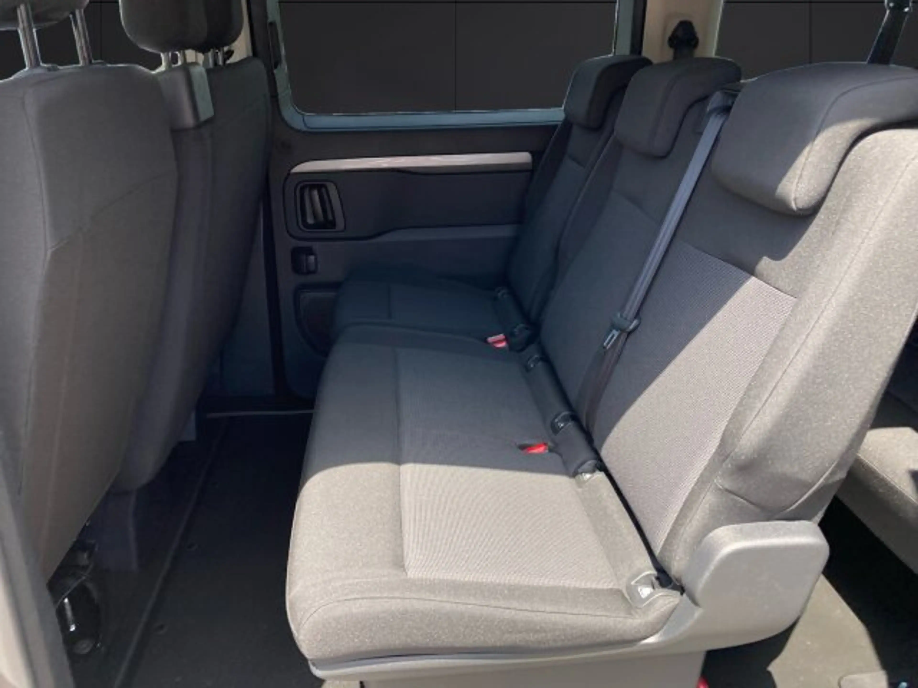 Opel Zafira Life Zafira 2.2 Diesel Edition XL (L3) — photo 14