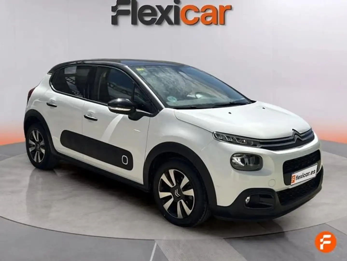 Citroen C3 1.2 PureTech S&S Shine EAT6 110 Wit - 2