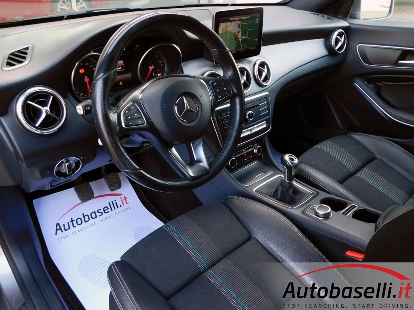 Mercedes-Benz CLA 180 D SPORT, UNICO PROPRIETARIO DEL 1959! GARANZIA 12M Grigio - 2