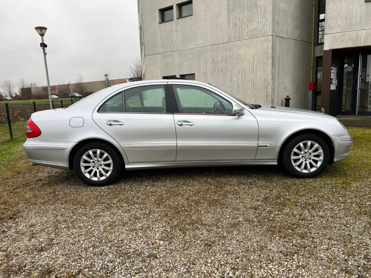 Mercedes-Benz E 230 230 Gris - 2