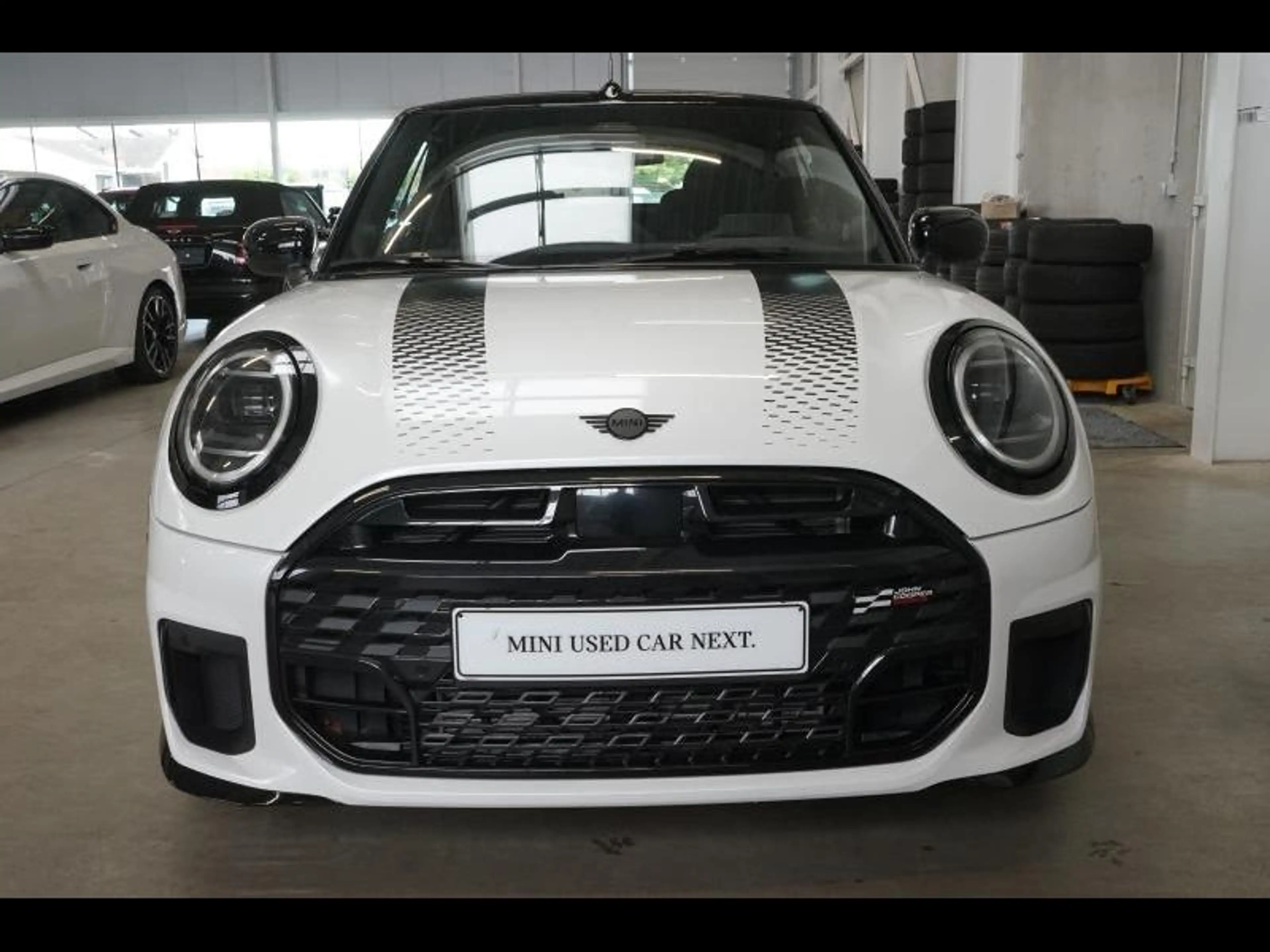MINI Cooper Cabrio JCW PACK - NAVI - HARMAN-KARDON — photo 2