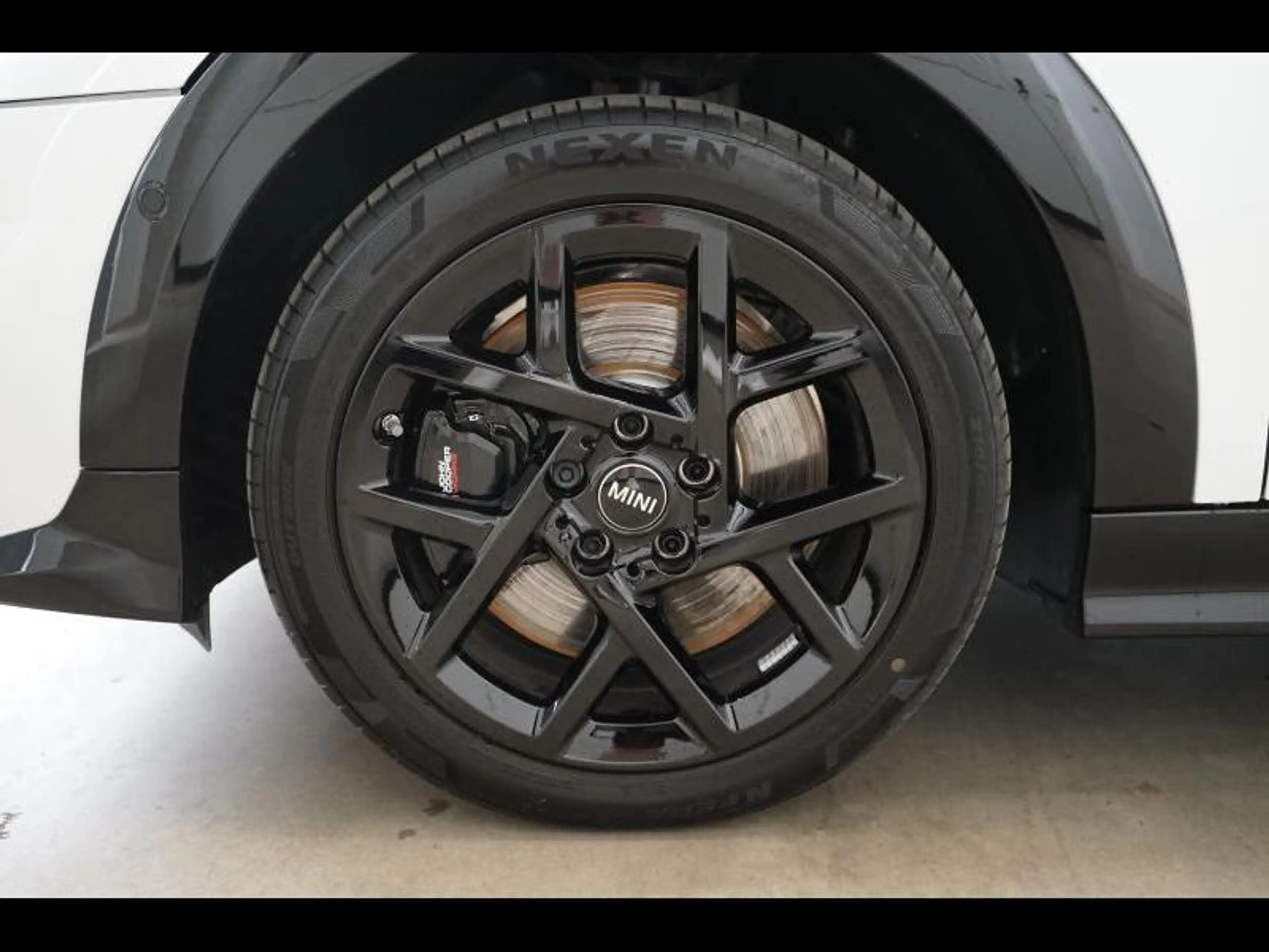 MINI Cooper Cabrio JCW PACK - NAVI - HARMAN-KARDON — photo 8
