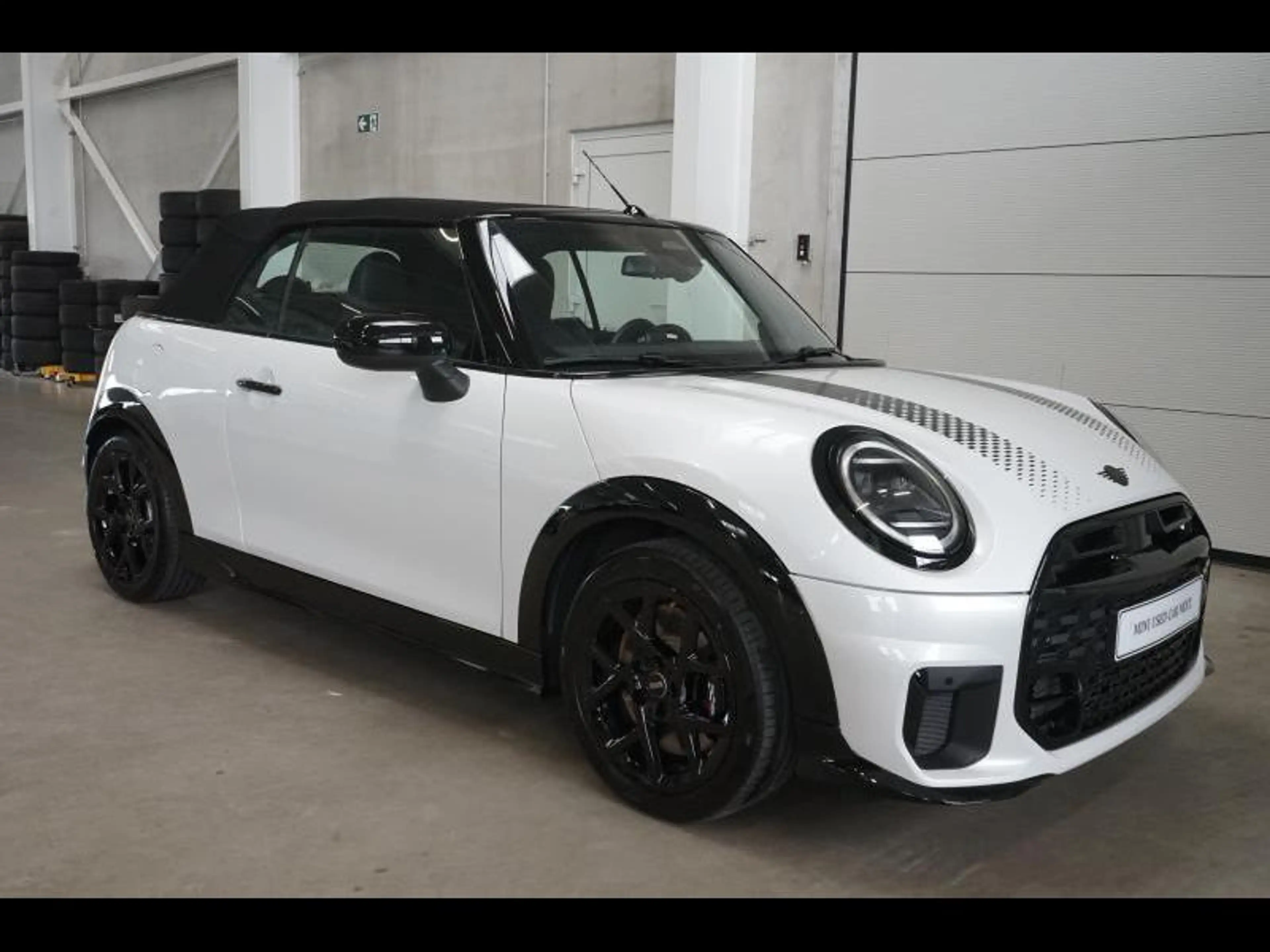 MINI Cooper Cabrio JCW PACK - NAVI - HARMAN-KARDON — photo 10