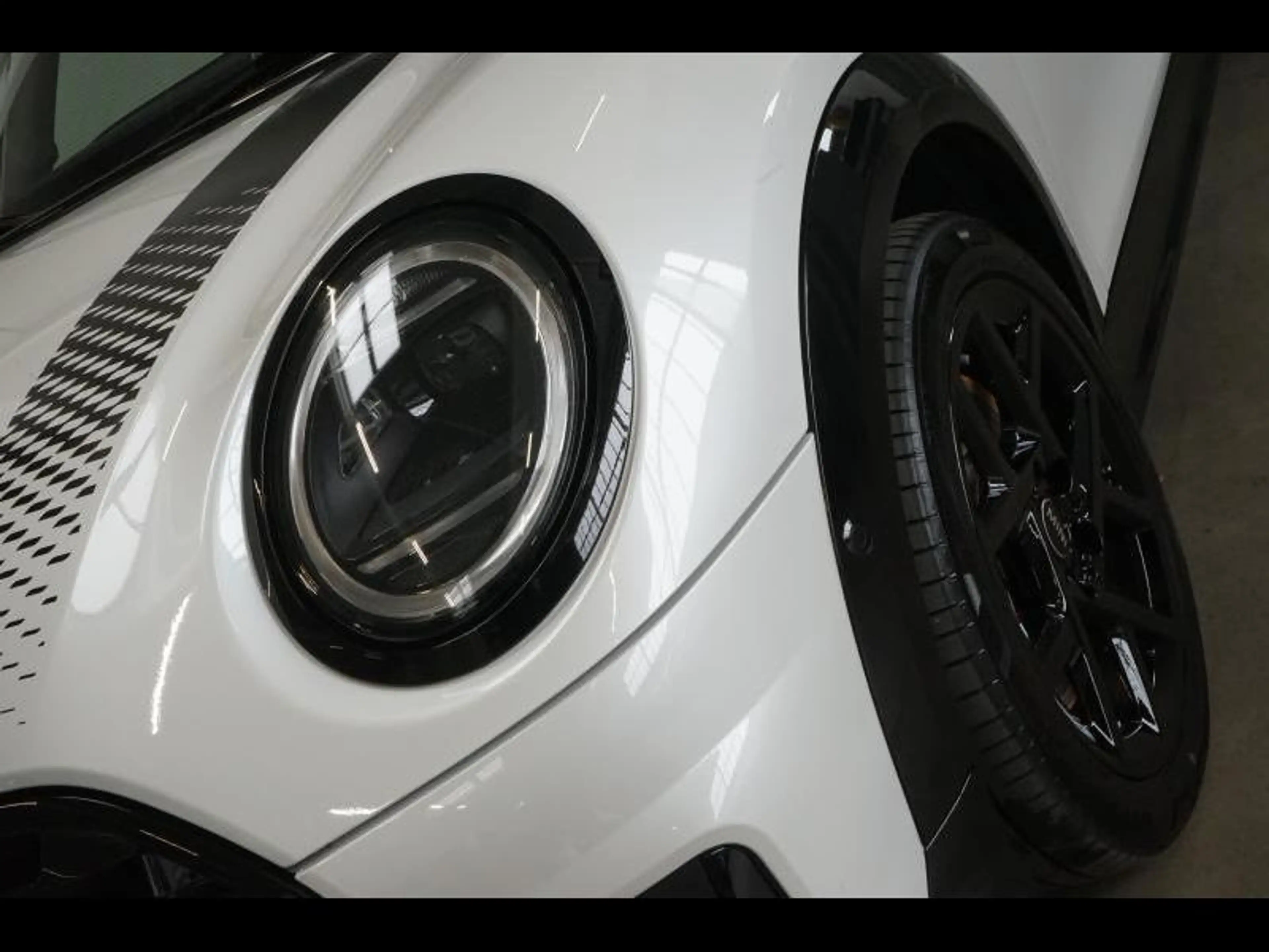 MINI Cooper Cabrio JCW PACK - NAVI - HARMAN-KARDON — photo 15