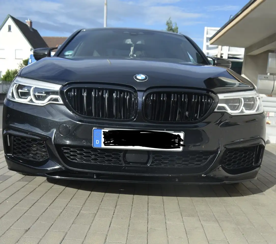BMW M550
