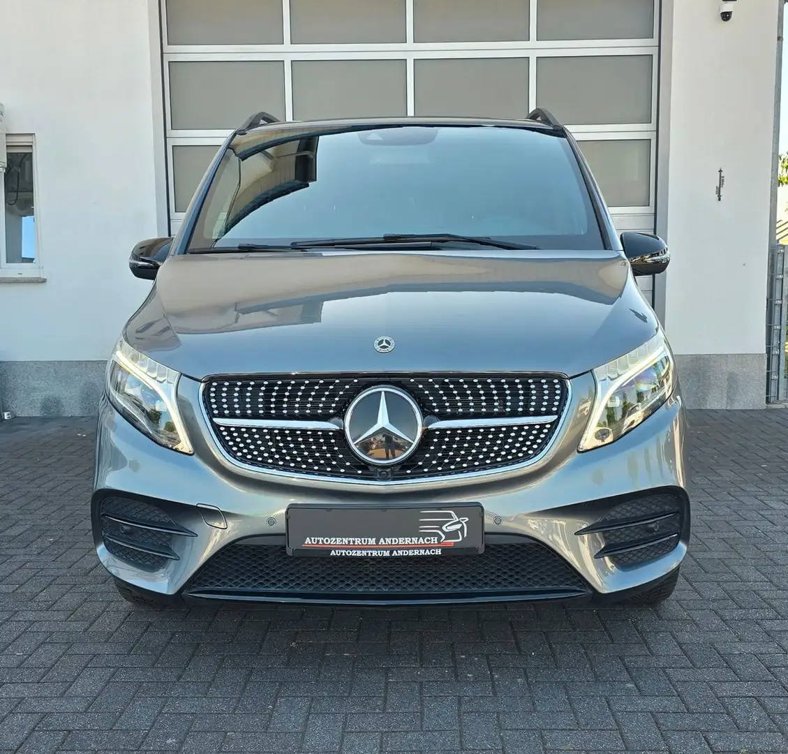 Mercedes-Benz V 300 V  300 LANG  AMG-LINE EDITION 4M CAM LED 1.HAND Gris - 2