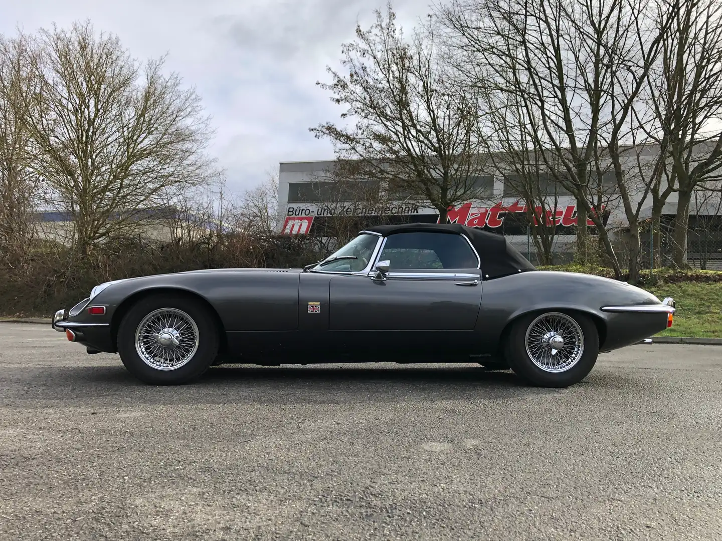 Jaguar E-Type Serie 3 V12 Grigio - 2