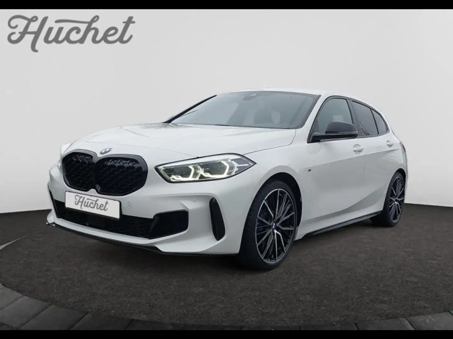 BMW 135 M135iA xDrive 306ch Edition M Sport Pro Blanc - 1