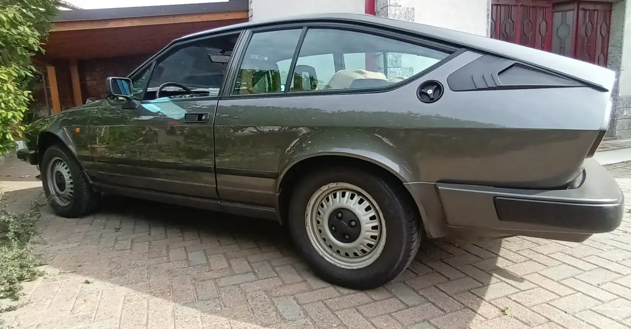 Alfa Romeo GTV 2000, foto 4