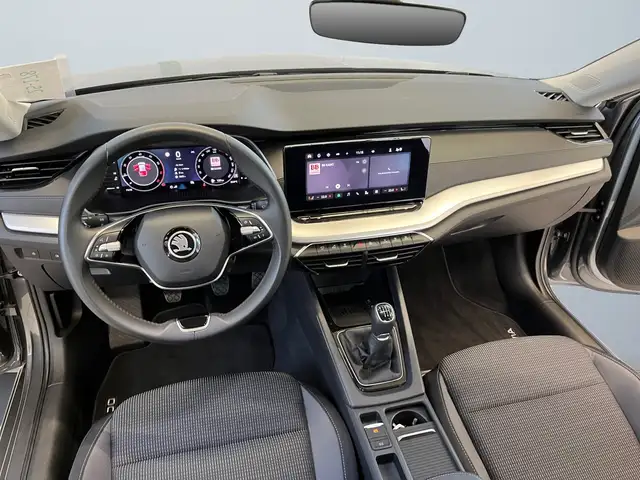 Skoda Octavia view 8