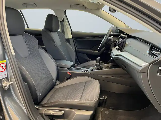 Skoda Octavia view 10